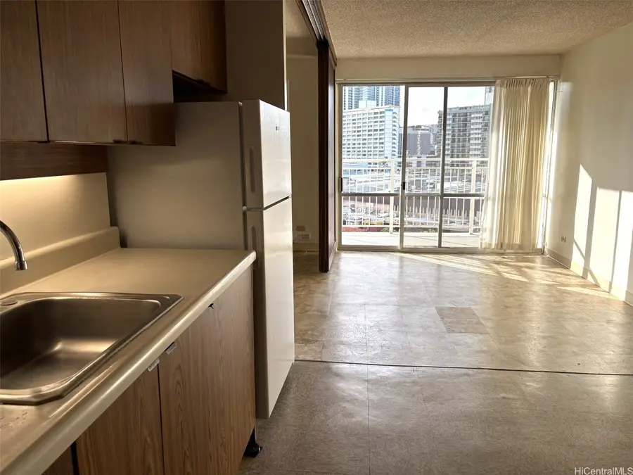 1655 Makaloa Street #803, Honolulu, HI 96814 - #3