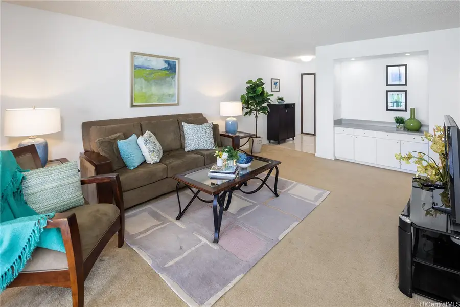 2470 Kalakaua Avenue #2201, Honolulu, HI 96815 - #3
