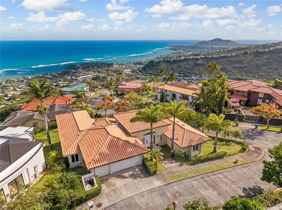 559 Moaniala Street, Honolulu, HI 96821 - #2