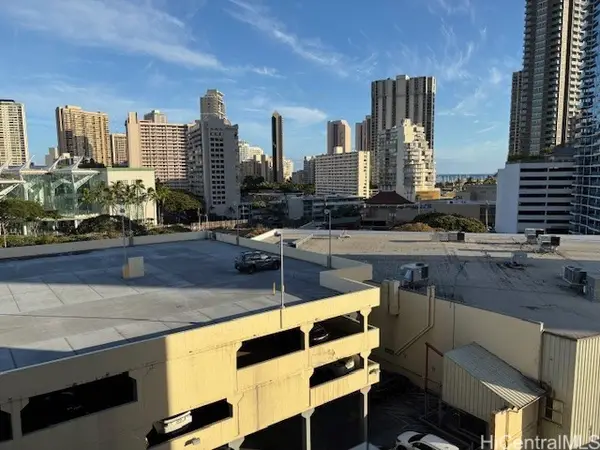 1655 Makaloa Street #909, Honolulu, HI 96814