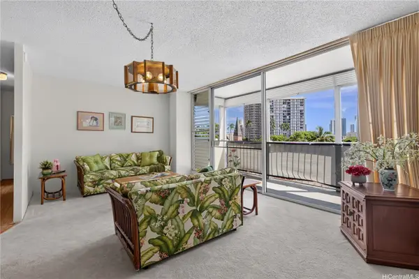 1716 Keeaumoku Street #303, Honolulu, HI 96822
