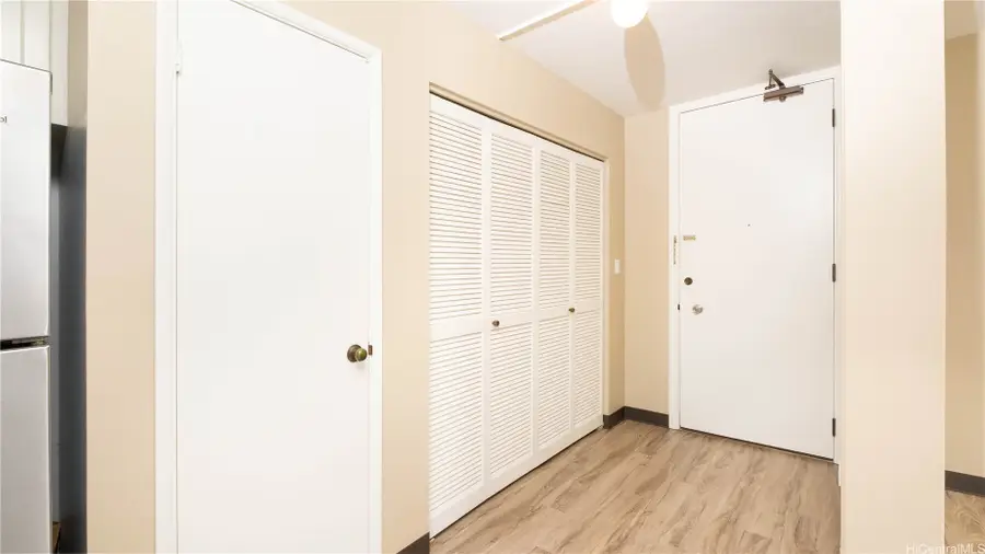 1201 Wilder Avenue #1006, Honolulu, HI 96822 - #3