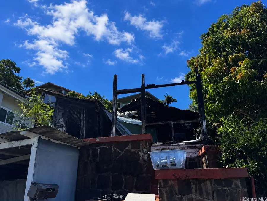 1627 Pohaku Street, Honolulu, HI 96817 - #3