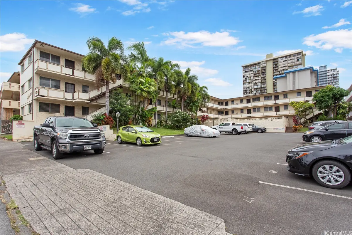 1120 Hassinger Street #207, Honolulu, HI 96822 - #1