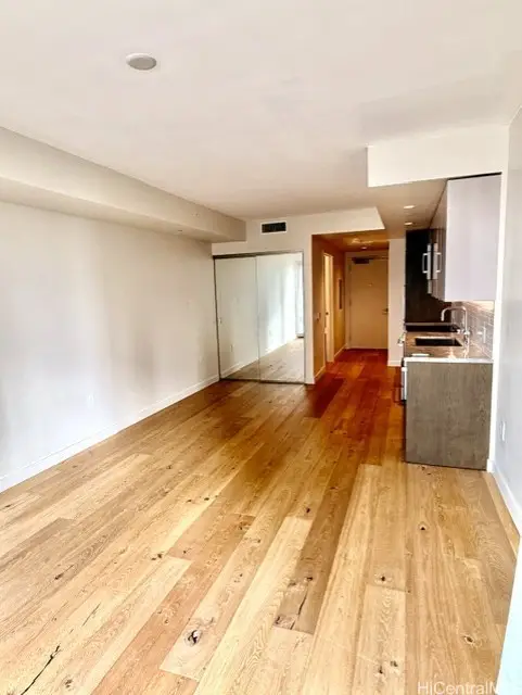 1001 Queen Street #1307, Honolulu, HI 96814 - #3