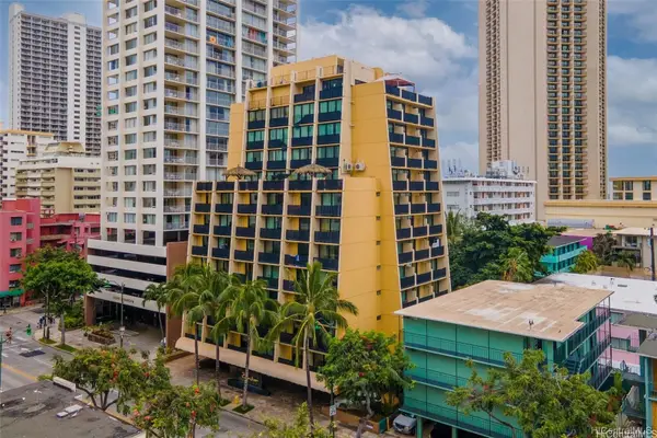 2425 Kuhio Avenue #604, Honolulu, HI 96815
