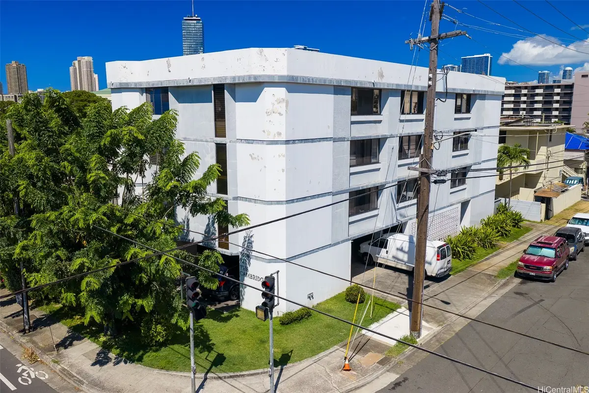 922 Mccully Street, Honolulu, HI 96826 - #1