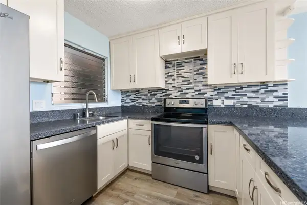 98-707 Iho Place #2/402, Aiea, HI 96701