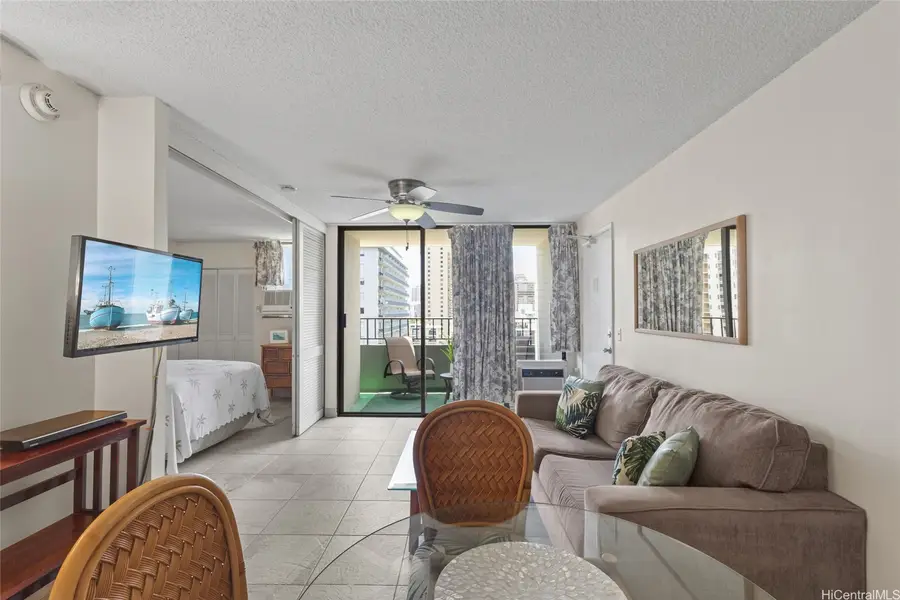 2240 Kuhio Avenue #1114, Honolulu, HI 96815 - #3