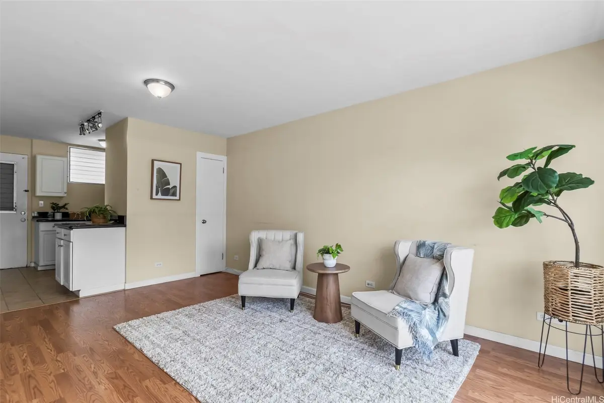 2440 Date Street #303, Honolulu, HI 96826 - #1