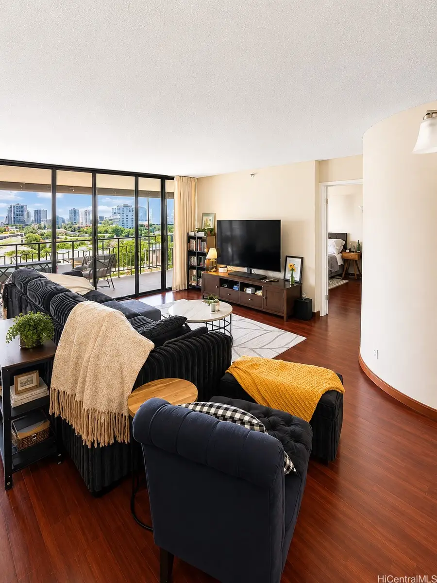581 Kamoku Street #Ewa/904, Honolulu, HI 96814 - #3