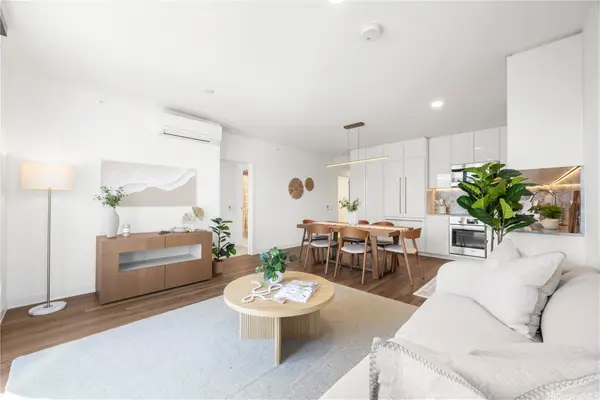 987 Queen Street #1415, Honolulu, HI 96814