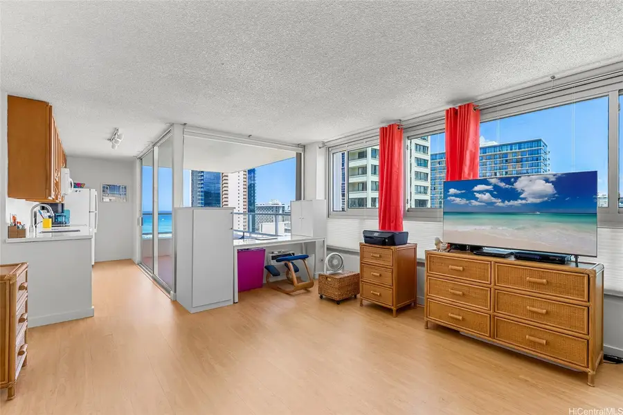 2421 Tusitala Street #2103, Honolulu, HI 96815 - #2