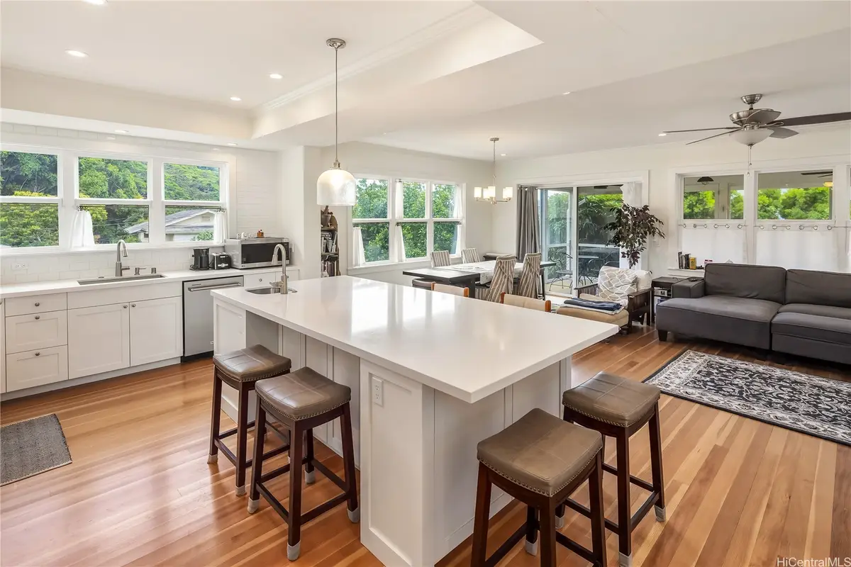 2463 Kekuanoni Street, Honolulu, HI 96813 - #1