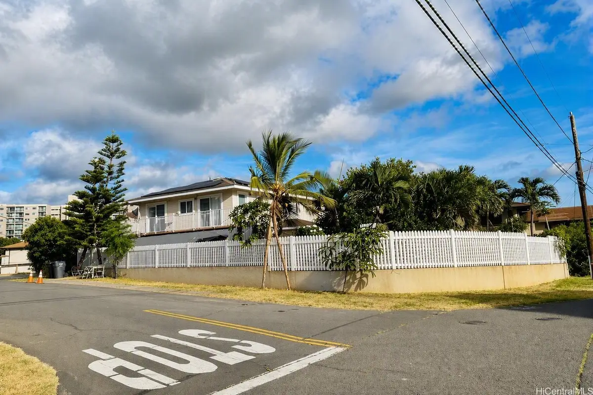 94-1035 Kahuailani Street, Waipahu, HI 96797 - #1