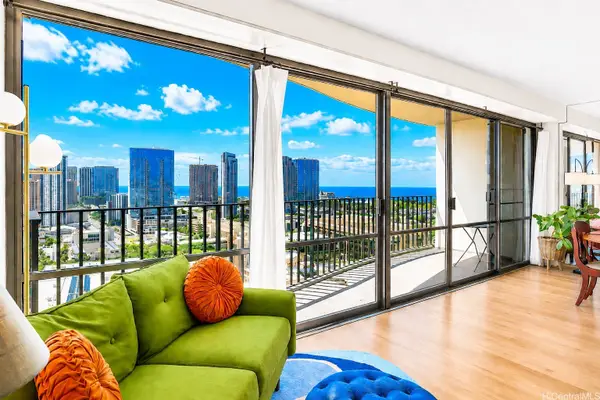 700 Richards Street #2507, Honolulu, HI 96813