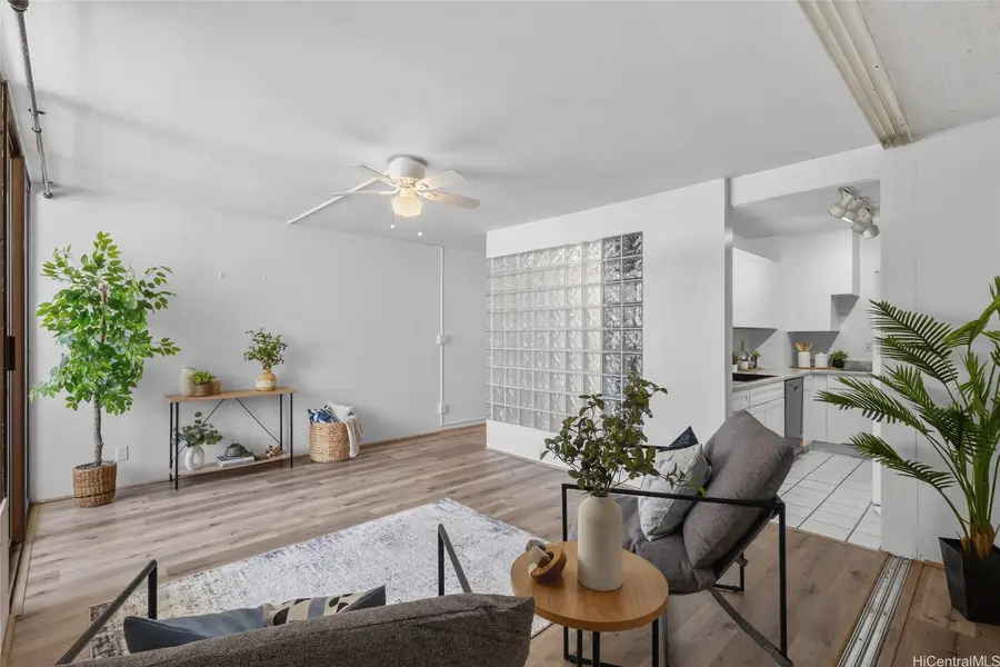 2092 Kuhio Avenue #806, Honolulu, HI 96815 - #2