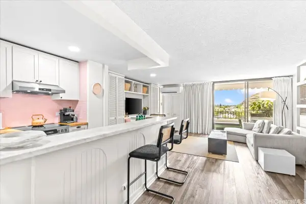 6750 Hawaii Kai Drive #102, Honolulu, HI 96825