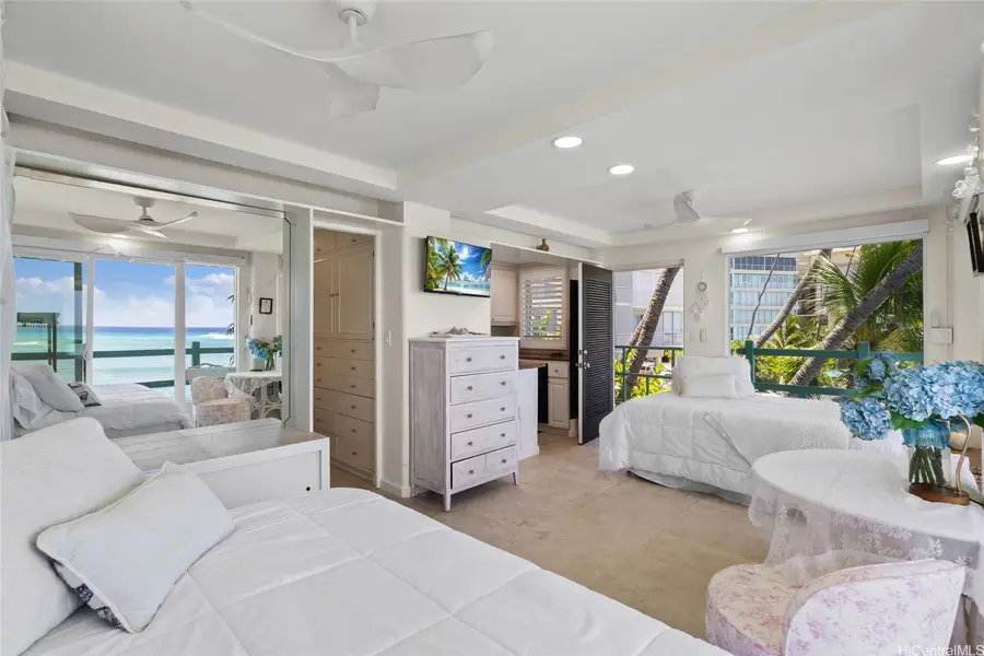 2957 Kalakaua Avenue #318, Honolulu, HI 96815 - #3