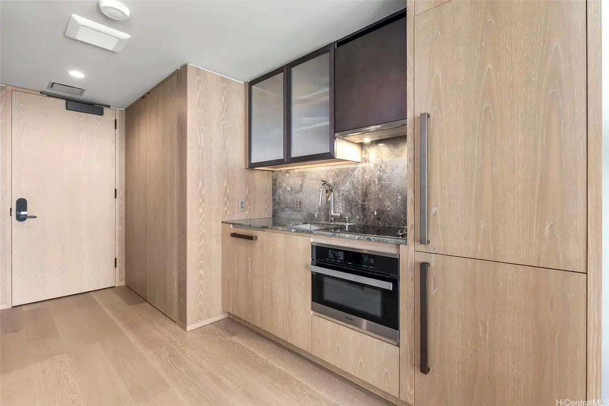 1000 Auahi Street #733, Honolulu, HI 96814 - #1