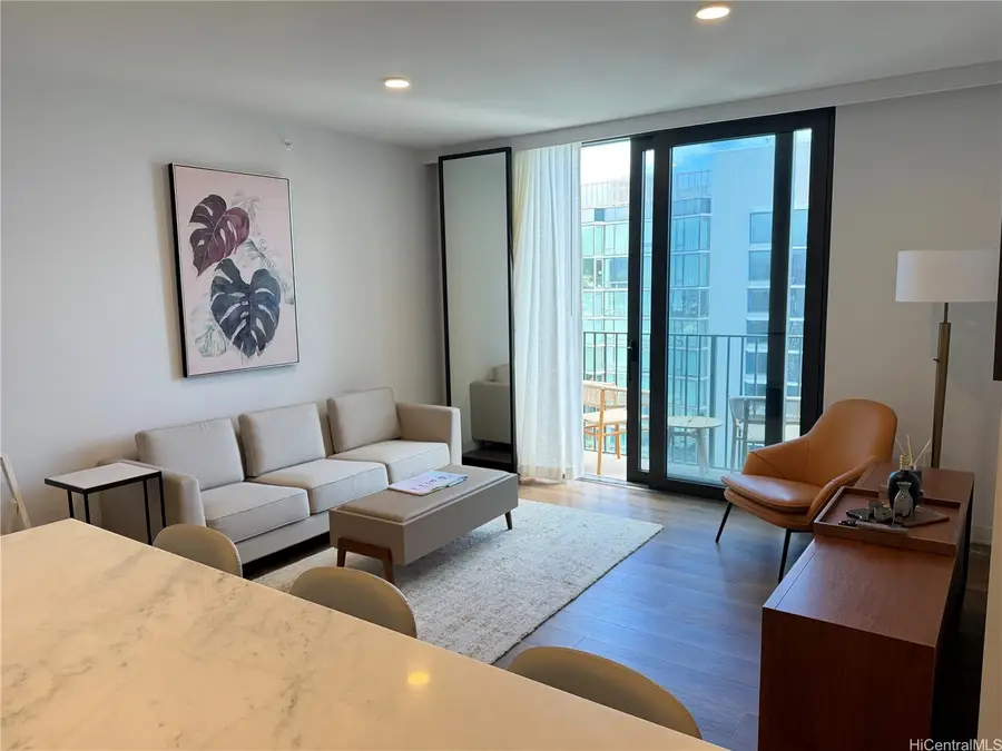 987 Queen Street #4104, Honolulu, HI 96814 - #2