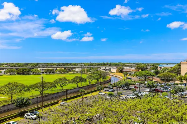 94-302 Paiwa Street #713, Waipahu, HI 96797