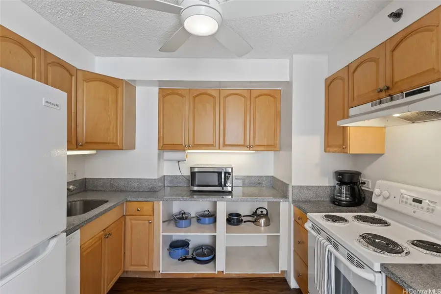 364 Seaside Avenue #1211, Honolulu, HI 96815 - #2