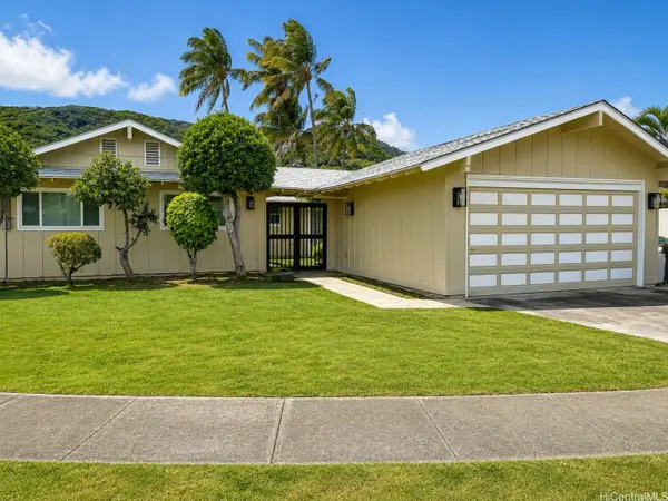 552 Kumukahi Place, Honolulu, HI 96825