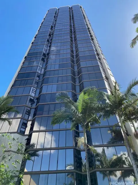 930 Kaheka Street #PHB2, Honolulu, HI 96814