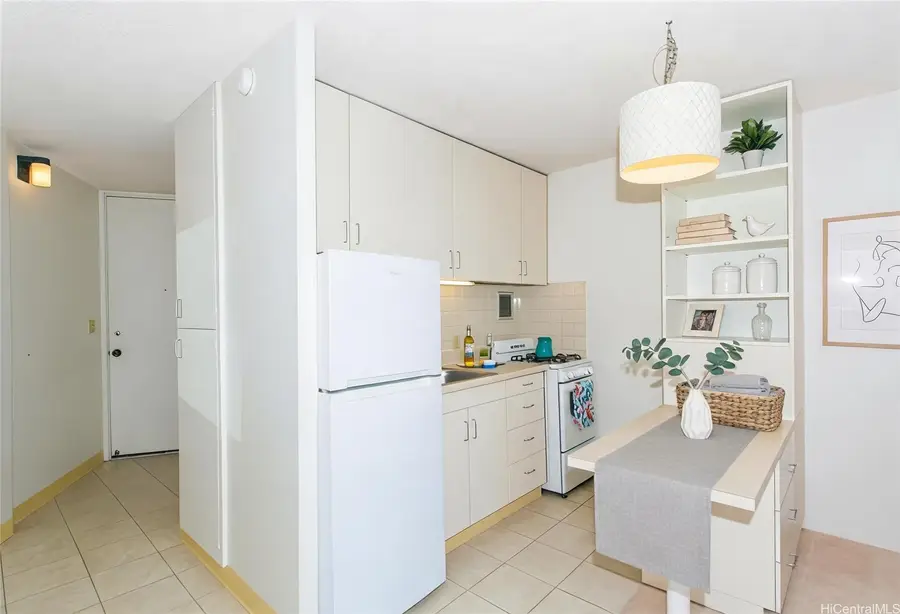 750 Amana Street #204, Honolulu, HI 96814 - #3