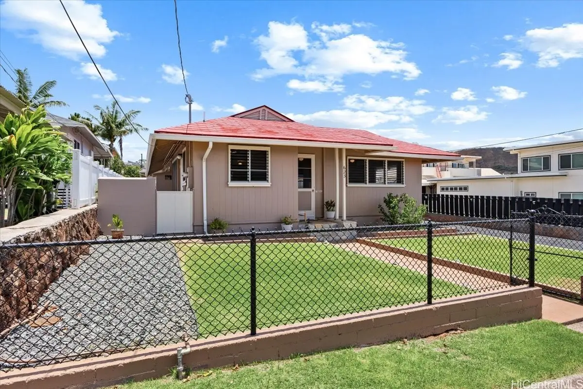 623 10th Avenue, Honolulu, HI 96816 - #1