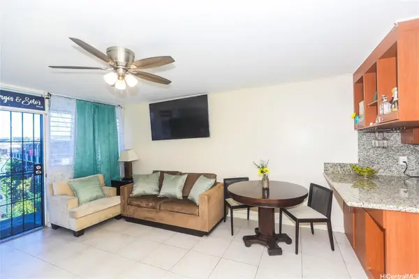 1119 Kokea Street #C301, Honolulu, HI 96817