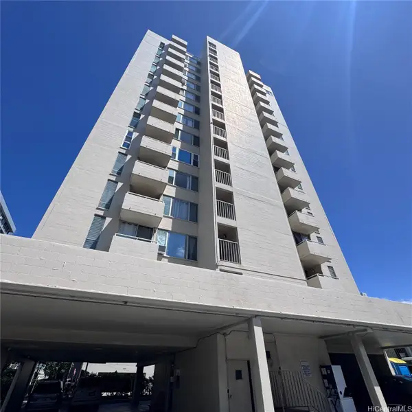 1624 Dole Street #1104, Honolulu, HI 96822