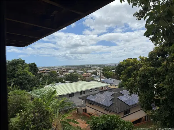 1358 Wanaka Street, Honolulu, HI 96818