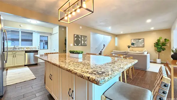 95-625 Nawenewene Circle #313, Mililani, HI 96789