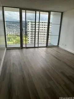 1128 Ala Napunani Street #1804, Honolulu, HI 96818