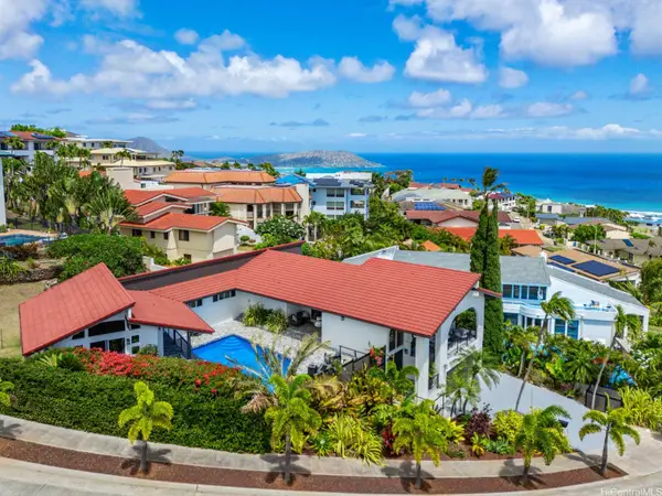 1931 Alaweo Street, Honolulu, HI 96821
