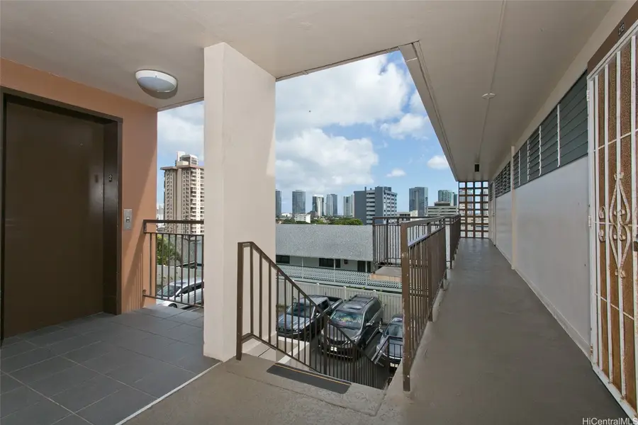 1423 Emerson Street #213, Honolulu, HI 96813 - #3