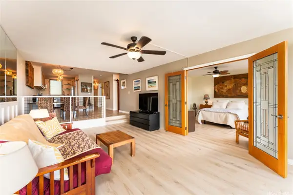 501 Hahaione Street #1/9J, Honolulu, HI 96825