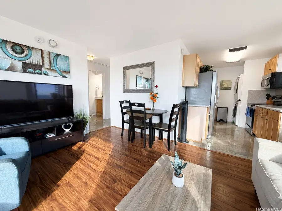 2410 Cleghorn Street #2004, Honolulu, HI 96815 - #3