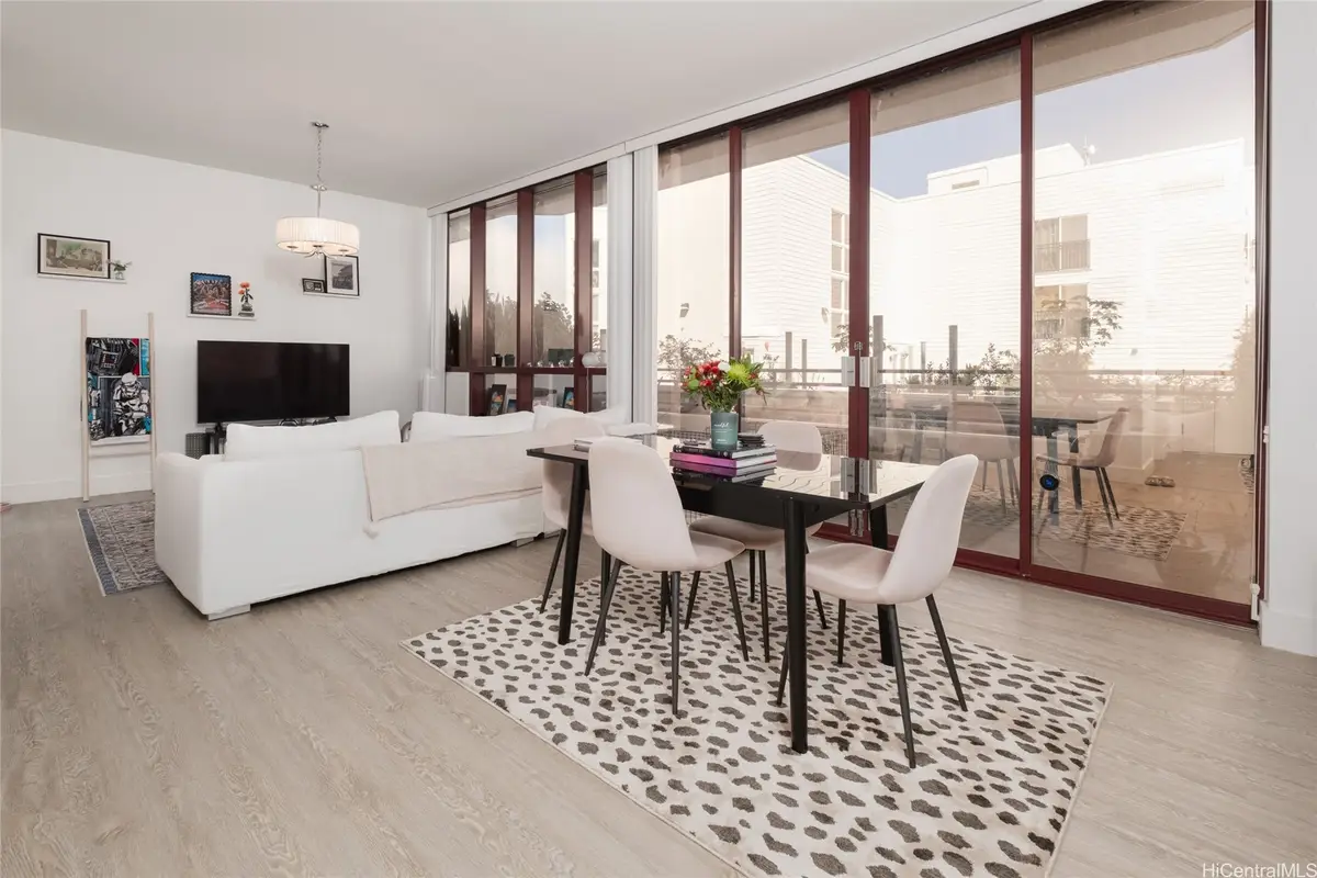 725 Kapiolani Boulevard #612, Honolulu, HI 96813 - #1