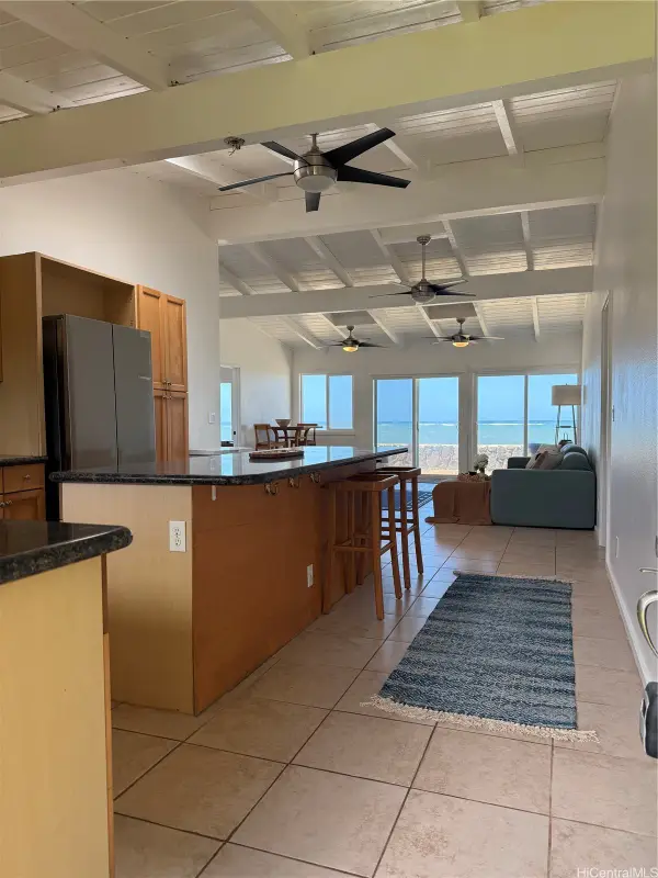 68-697 Farrington Highway, Waialua, HI 96791
