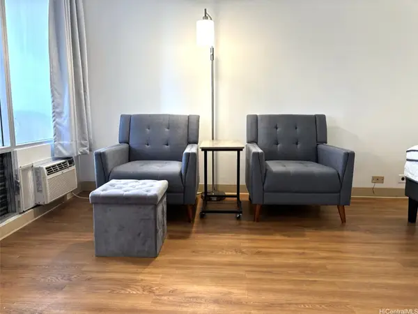 747 Amana Street #413, Honolulu, HI 96814