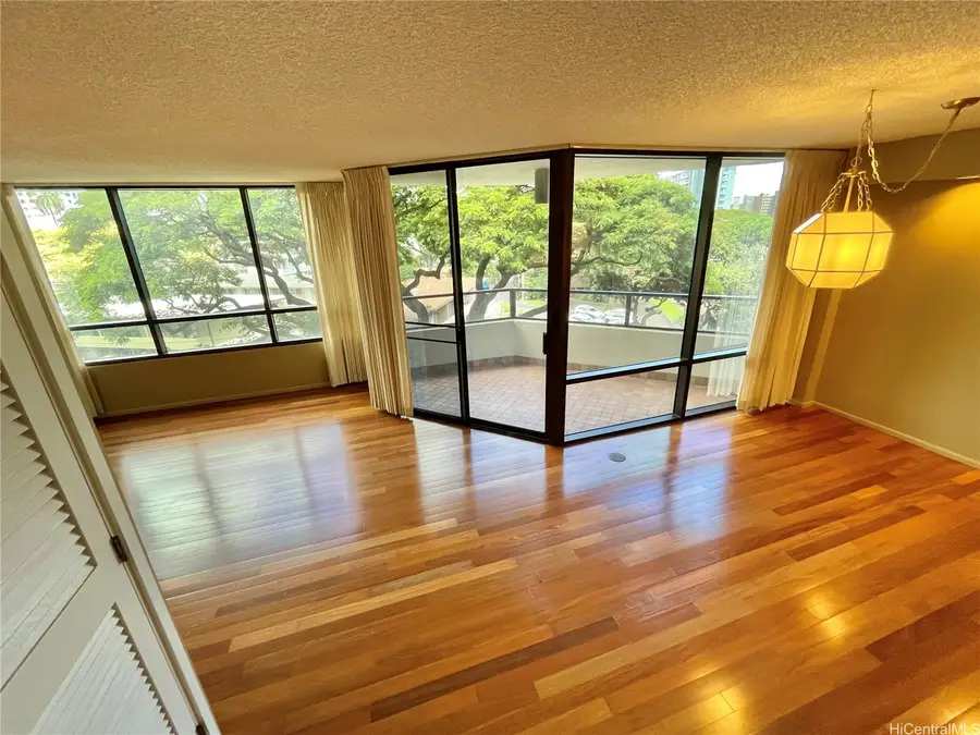 1525 Wilder Avenue #504, Honolulu, HI 96822 - #3