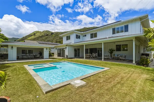 5872 Haleola Street, Honolulu, HI 96821