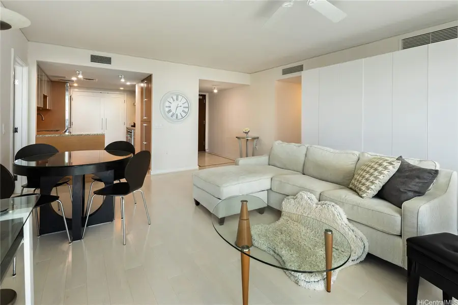 1177 Queen Street #3205, Honolulu, HI 96814 - #3