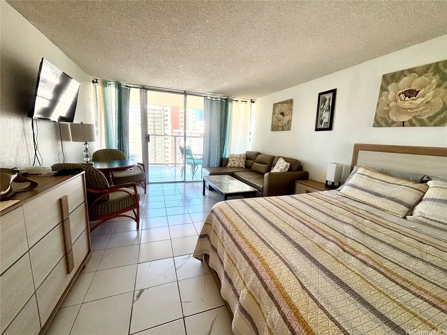 445 Seaside Avenue #1815, Honolulu, HI 96815 - #3