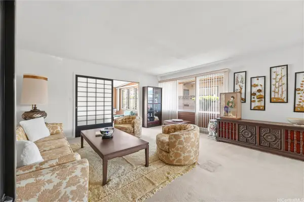 3239 Ala Laulani Street, Honolulu, HI 96818