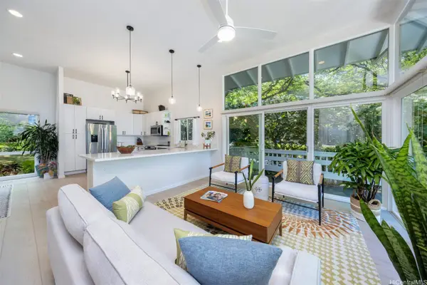 1500 Kalaniiki Street #13, Honolulu, HI 96821