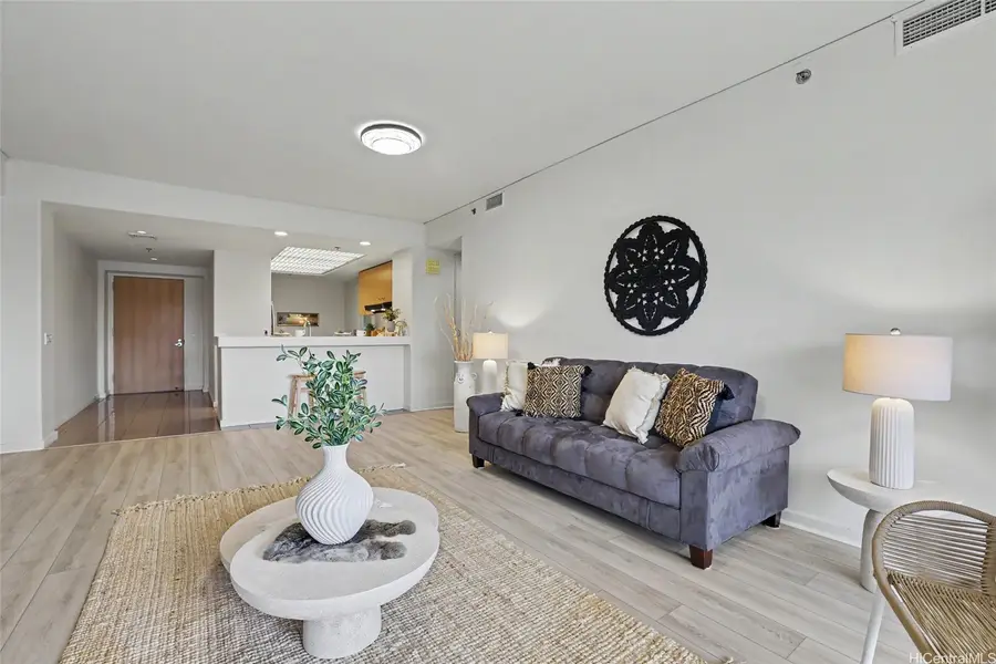 1 Keahole Place #1512, Honolulu, HI 96825 - #3